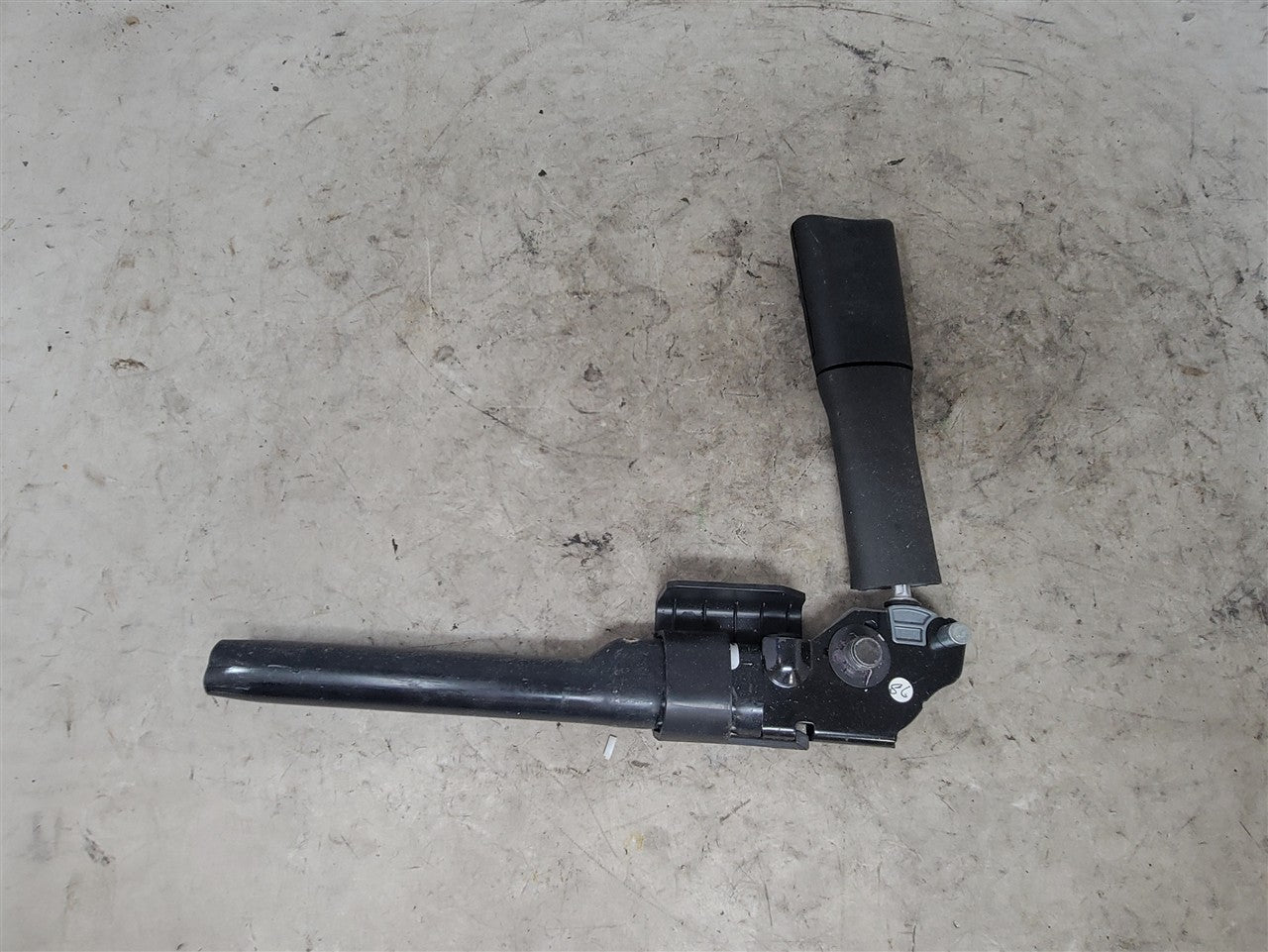 2016 CAMARO RH PASSENGER SEATBELT TENSIONER 34275 - image 6