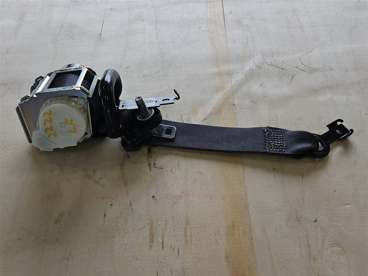 2016 CAMARO LH FRONT SEAT BELT RETRACTOR COUPE 34276 - image 3