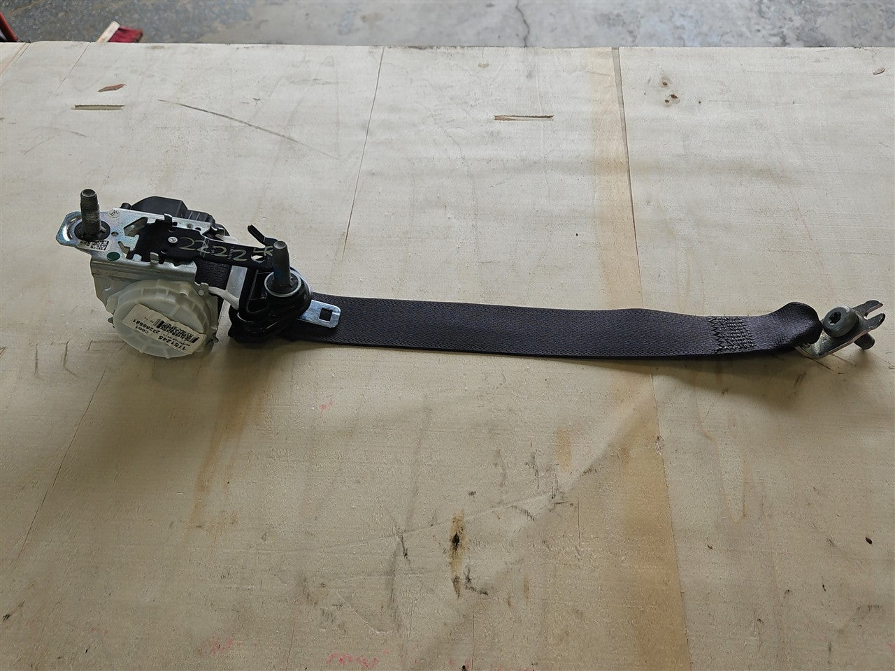 2016 CAMARO LH DRIVER REAR SEAT BELT RETRACTOR 34279 - image 9