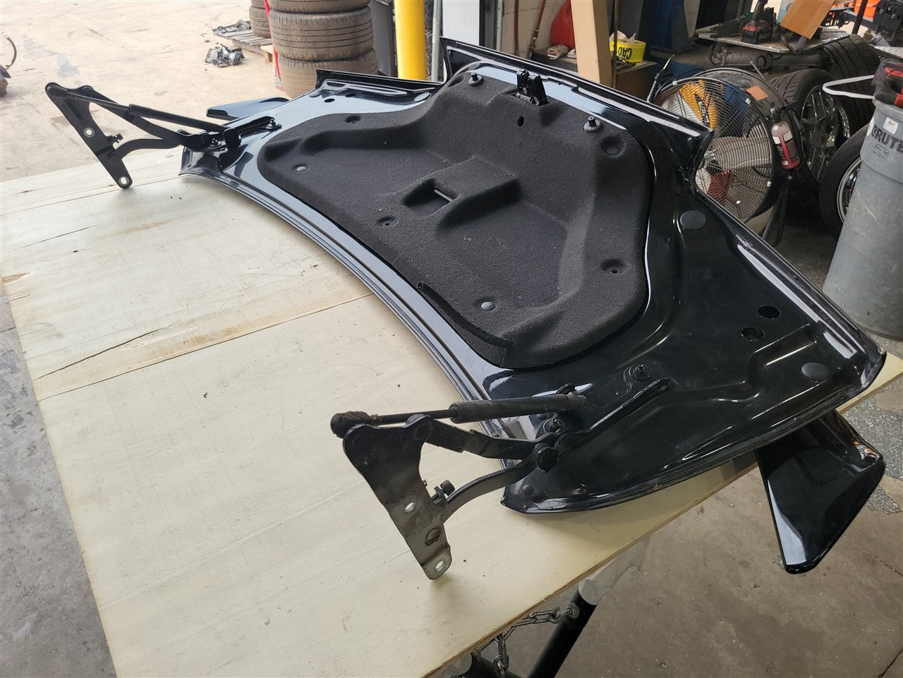 2016 CAMARO DECKLID W/SS SPOILER BLACK GBA 000 34280 - image 11