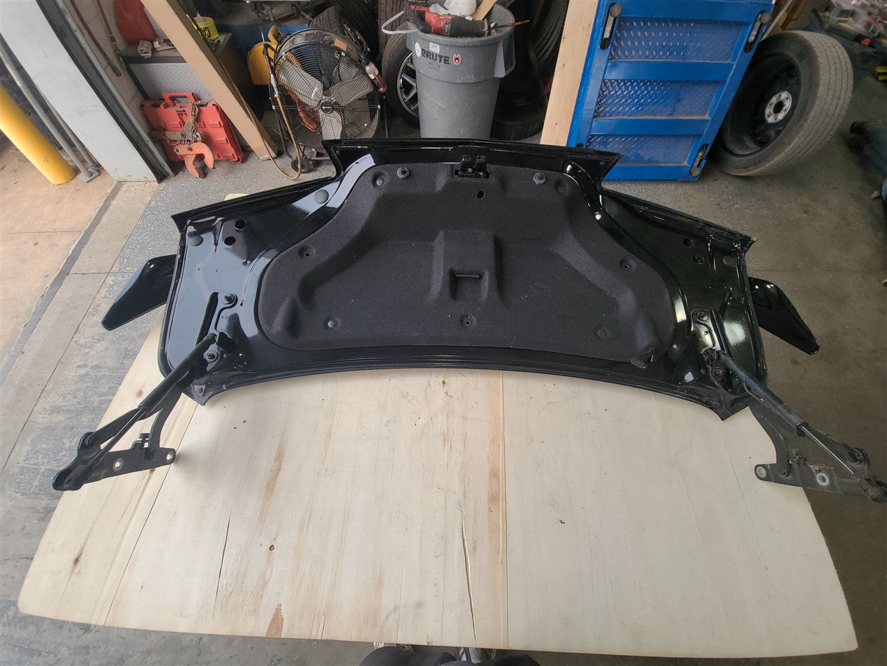 2016 CAMARO DECKLID W/SS SPOILER BLACK GBA 000 34280 - image 18