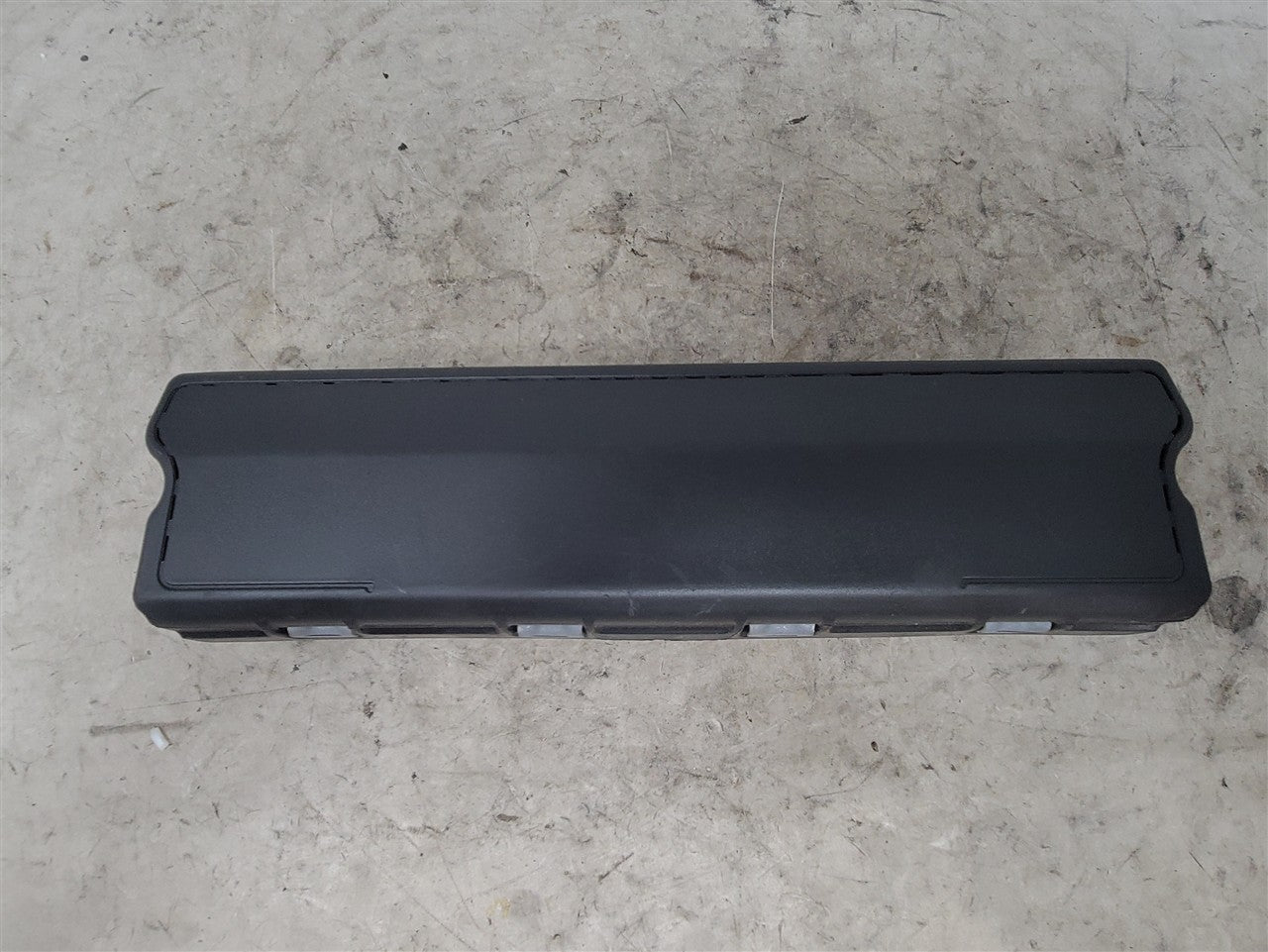 2016 CAMARO LH DRIVER DASH KNEE BAG TRIM 84029020 34284 - image 1