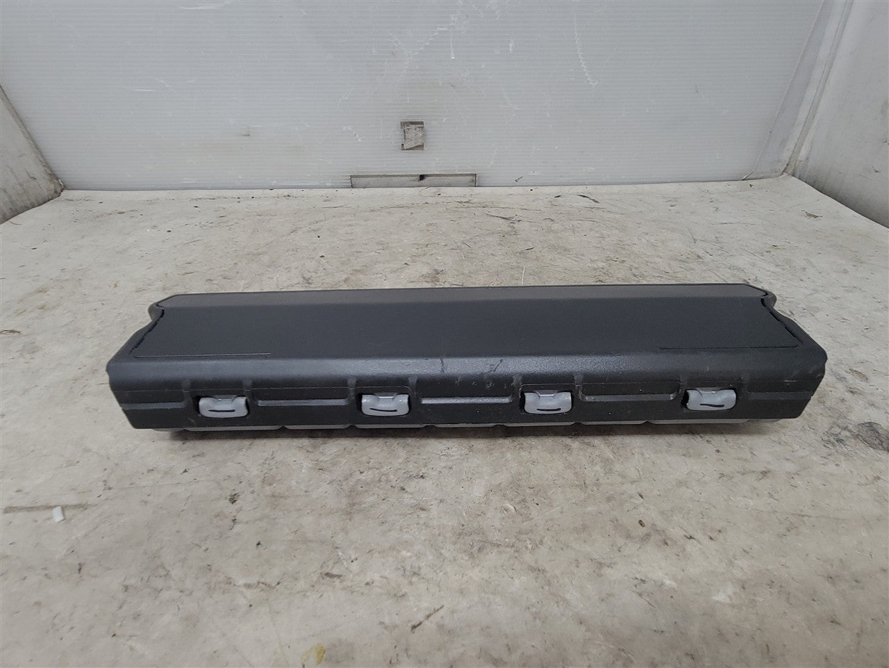 2016 CAMARO LH DRIVER DASH KNEE BAG TRIM 84029020 34284 - image 2