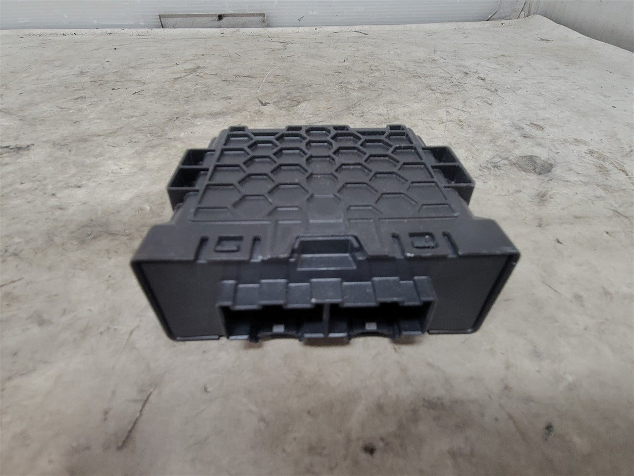 2016 CAMARO SERIAL NETWORK DATA CONTROL MODULE 13509768 34288 - image 7