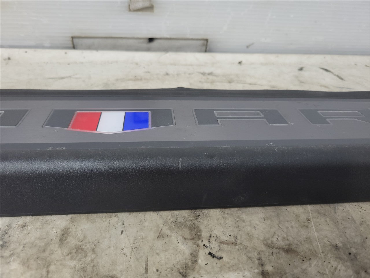 Used OEM 2016-2024 CAMARO LIGHTED DOOR SILL TRIM SCUFF PLATES DRIVER, actual item photo 6