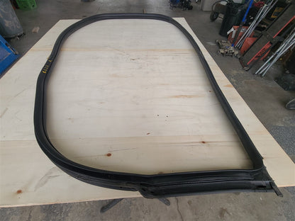 2016 CAMARO RH PASSENGER DOOR WEATHERSTRIPPING 34295 - image 10