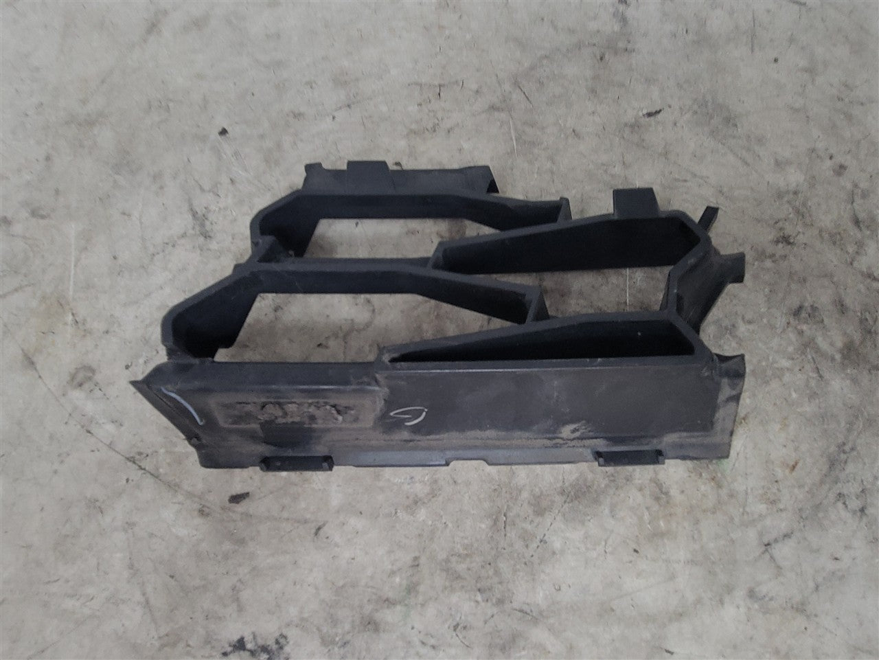 2016 CAMARO TOW EYE COVER ONLY FOR LOWER GRILLE 23388466 34298 - image 7