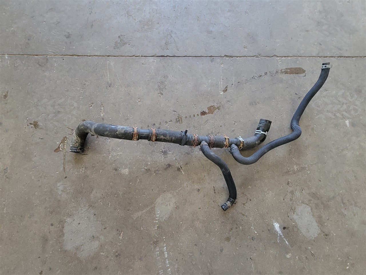 2016 CAMARO LOWER OUTLET RADIATOR HOSE ONLY 34303 - image 6