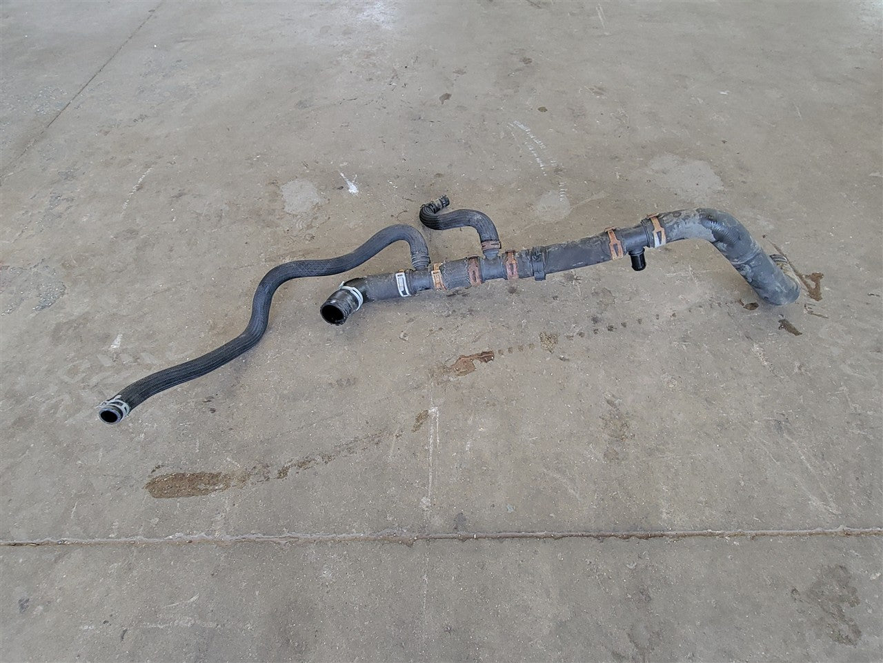 2016 CAMARO LOWER OUTLET RADIATOR HOSE ONLY 34303 - image 9