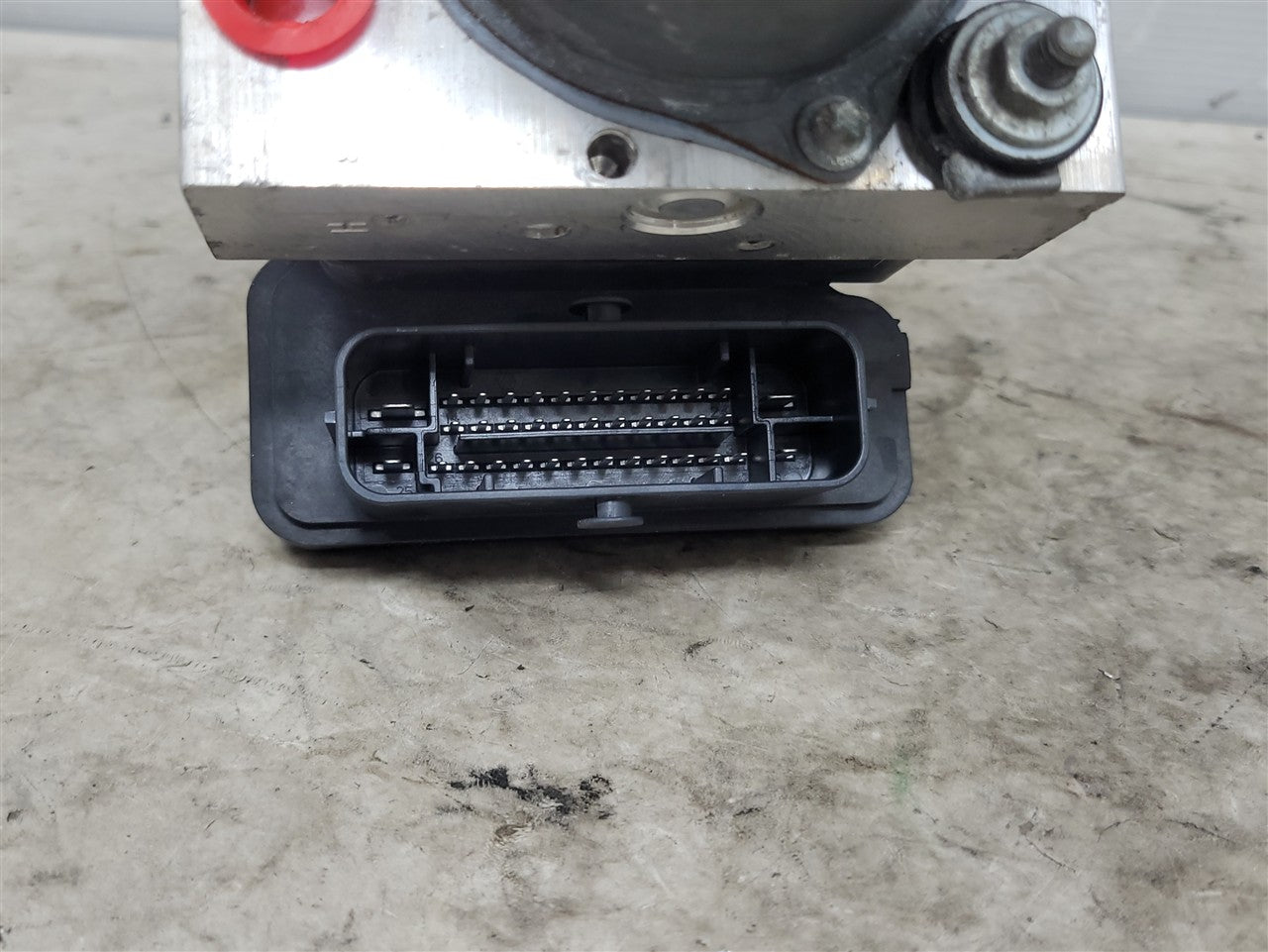 2016 CAMARO SS 6.2L ABS PUMP & MODULE 23414639 34309 - image 5