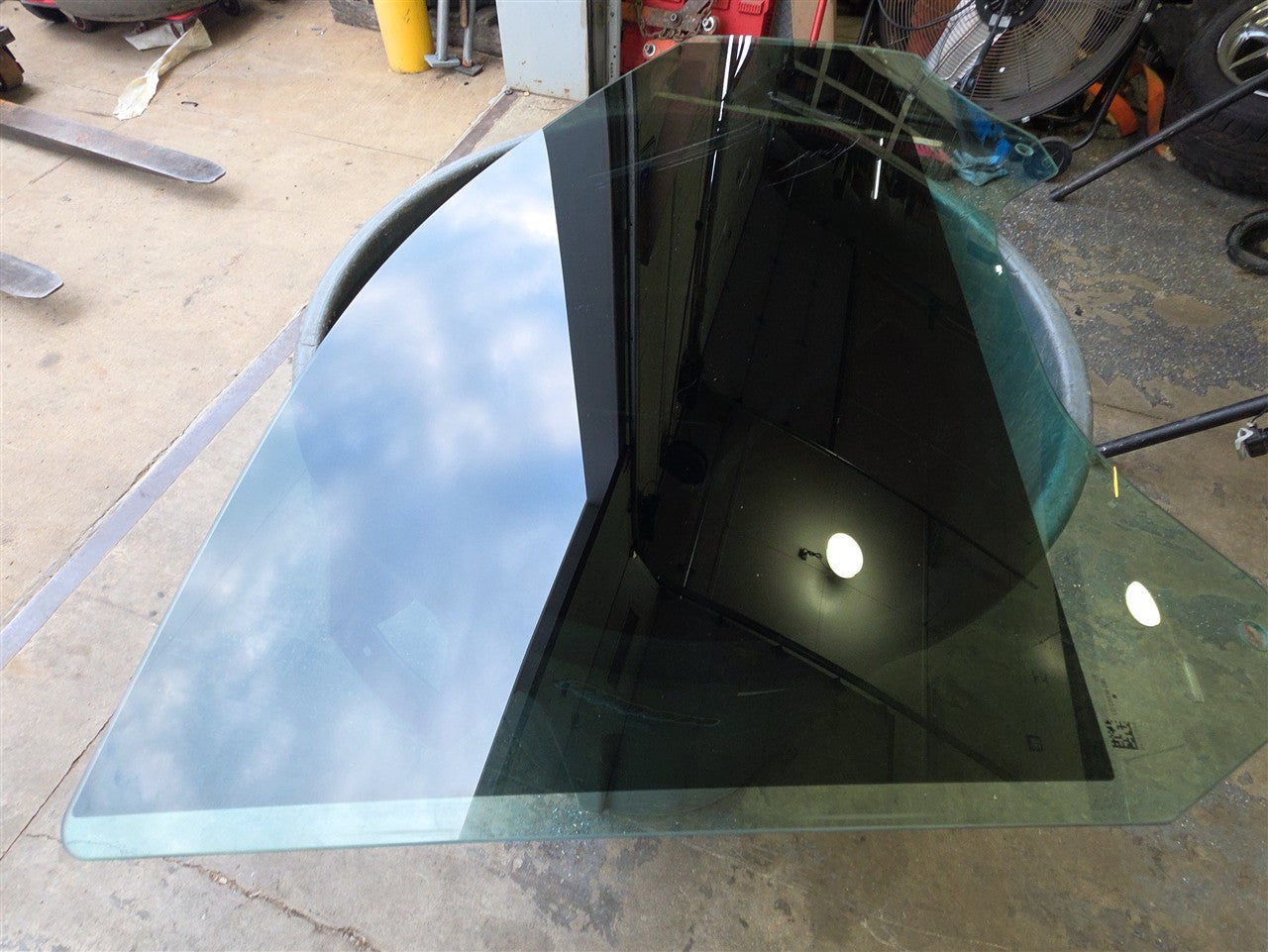 2023 SIERRA150 RH PASSENGER FRONT DOOR GLASS WINDOW 34313 - image 7