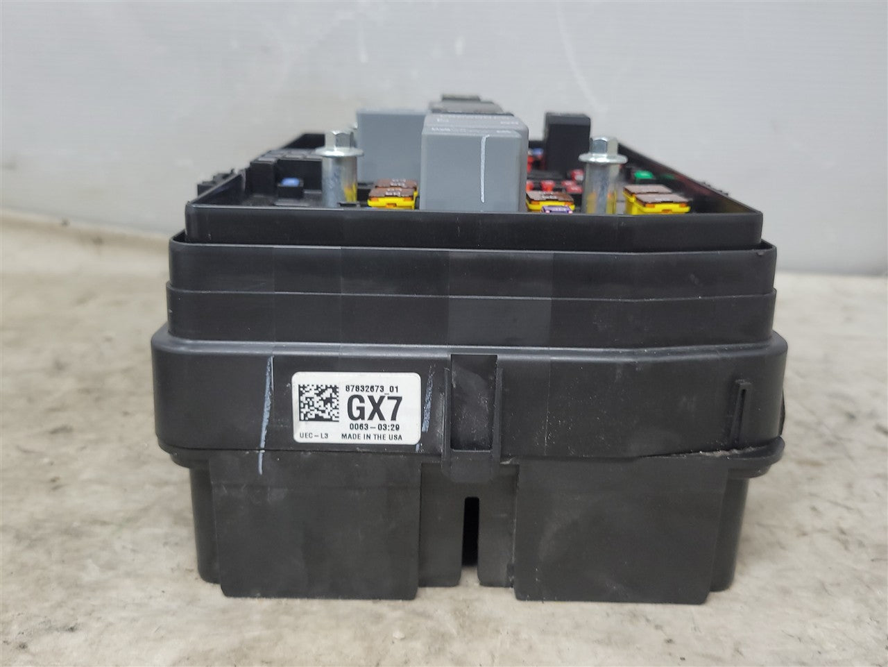 2023 SIERRA150 ENGINE BAY FUSE BOX 87832673 34314 - image 8