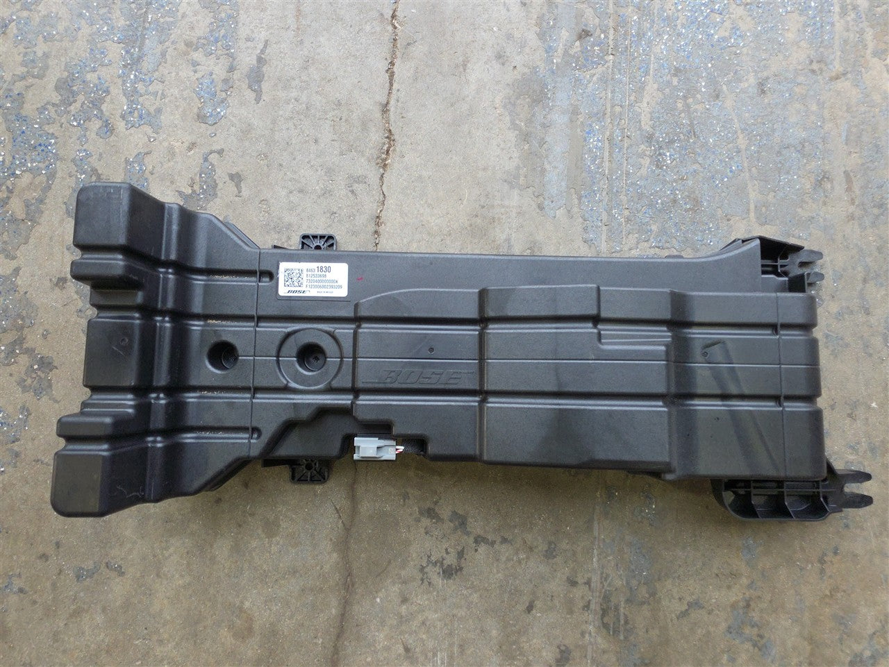 2023 SIERRA150 OEM BOSE SUBWOOFER 84631830 34315 - image 1