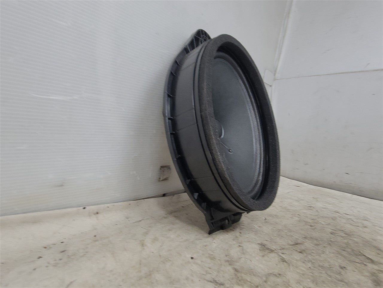 2023 SIERRA150 FRONT DOOR BOSE SPEAKER 23364498 34319 - image 3