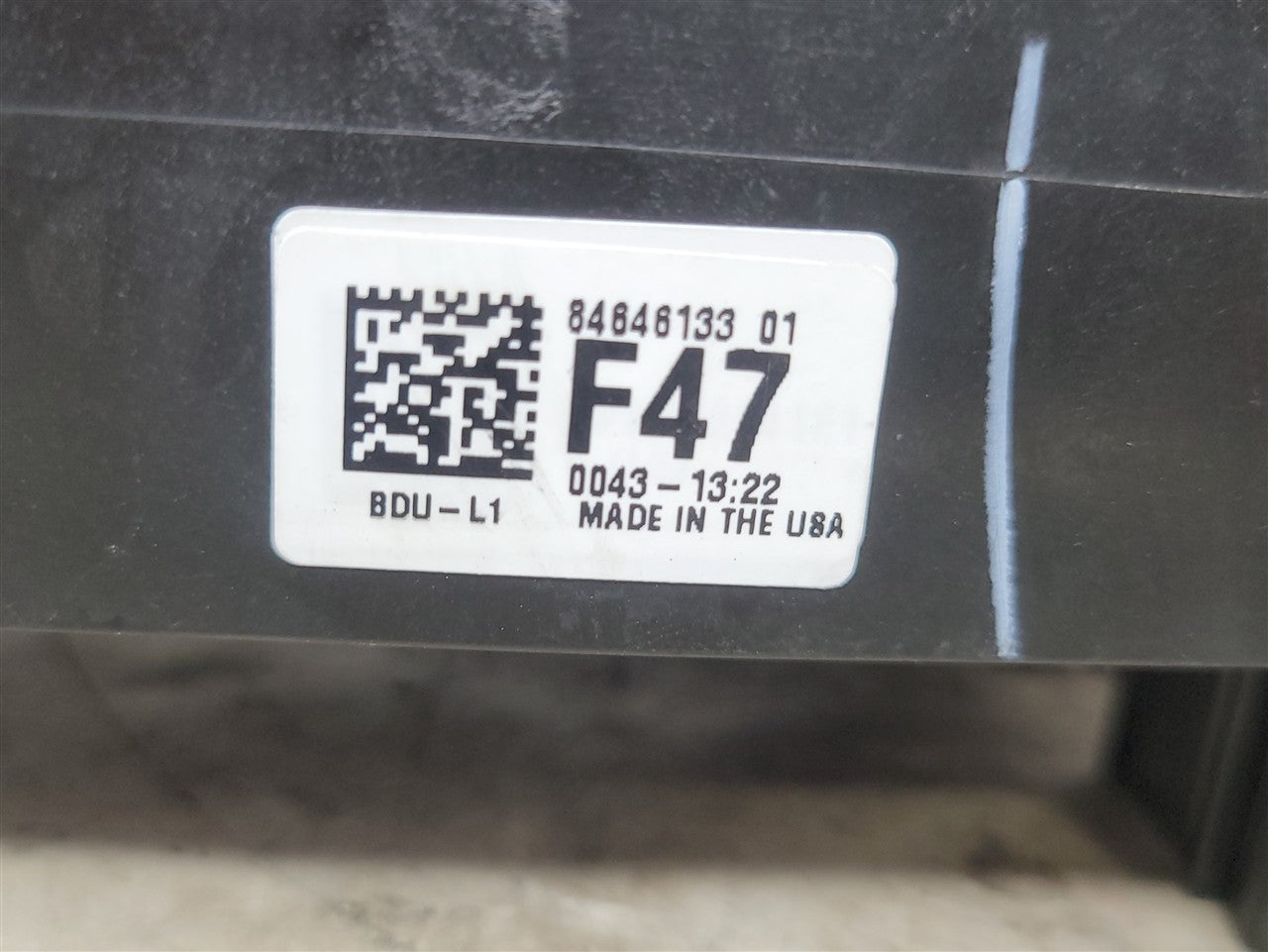 2023 SIERRA150 BATTERY FUSE JUNCTION BOX 84646133 34320 - image 6