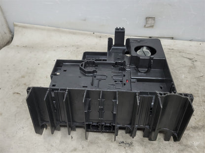 2023 SIERRA150 BATTERY FUSE JUNCTION BOX 84646133 34320 - image 9