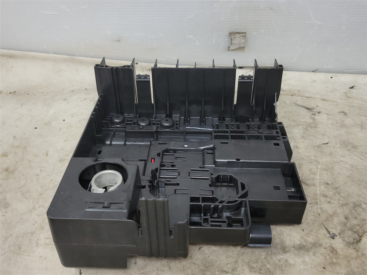 2023 SIERRA150 BATTERY FUSE JUNCTION BOX 84646133 34320 - image 10