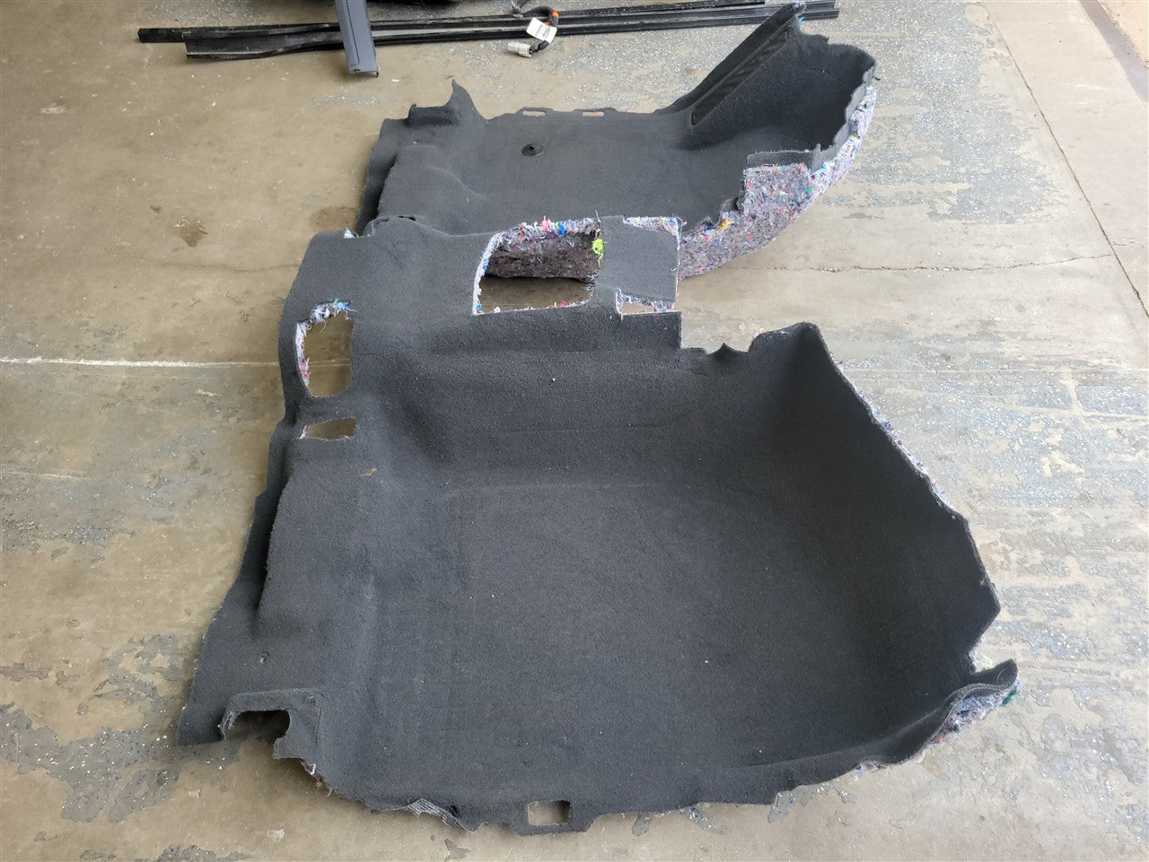 2023 SIERRA150 CREW CAB FRONT CARPET BLACK 34324 - image 5