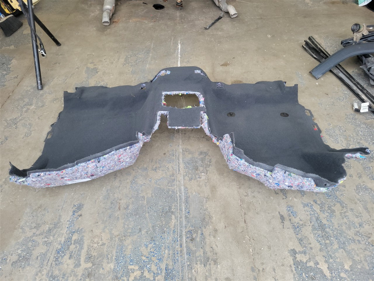 2023 SIERRA150 CREW CAB FRONT CARPET BLACK 34324 - image 7