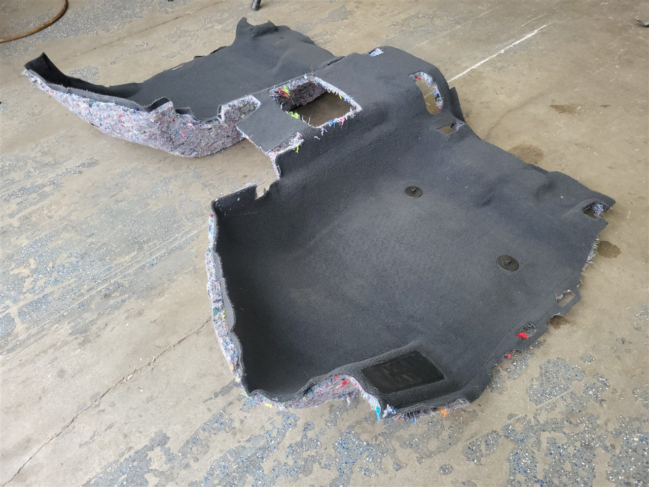 2023 SIERRA150 CREW CAB FRONT CARPET BLACK 34324 - image 8