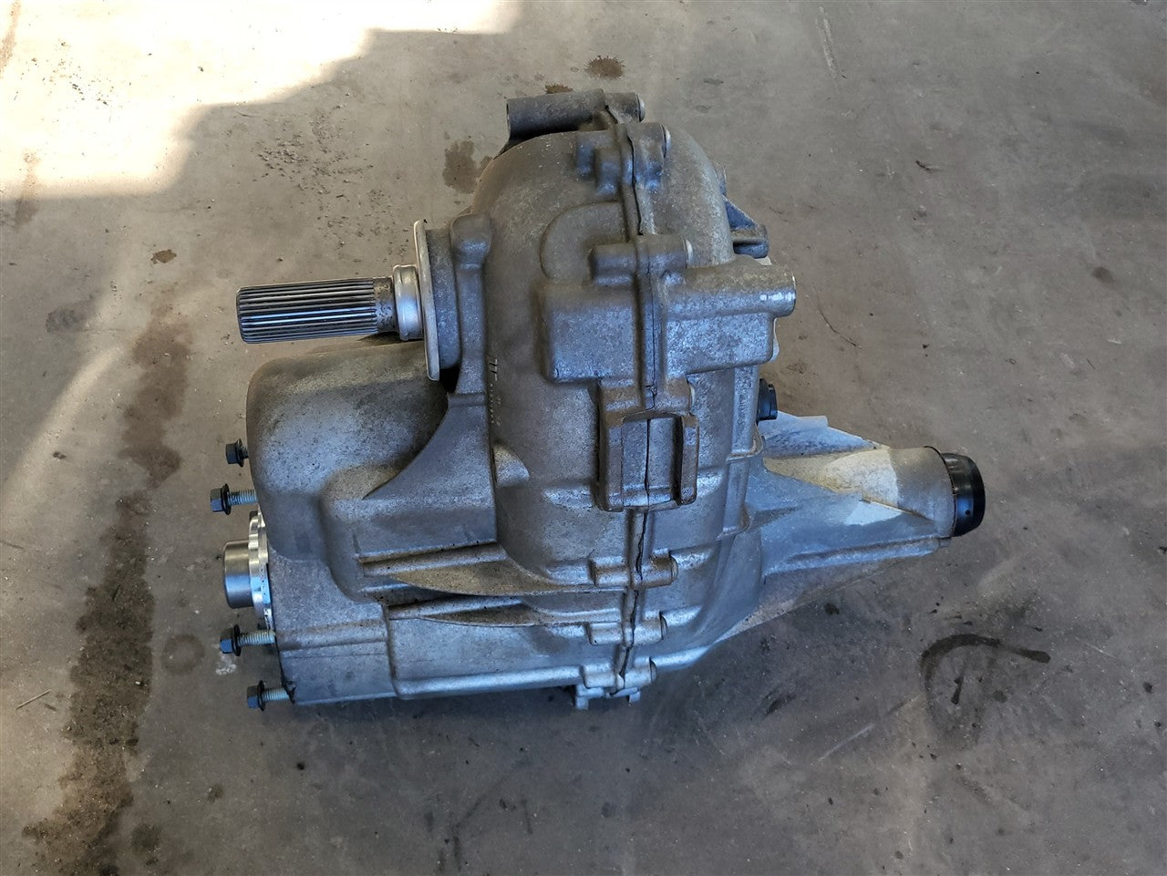 2023 SIERRA TRANSFER CASE 10 SPEED AUTO BFG 35K 34327 - image 6