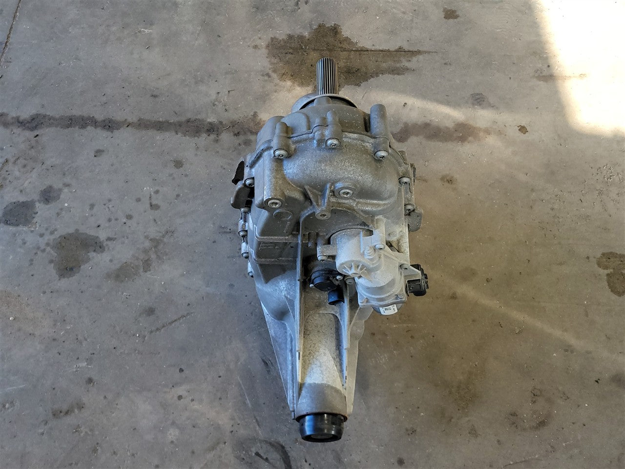 2023 SIERRA TRANSFER CASE 10 SPEED AUTO BFG 35K 34327 - image 11