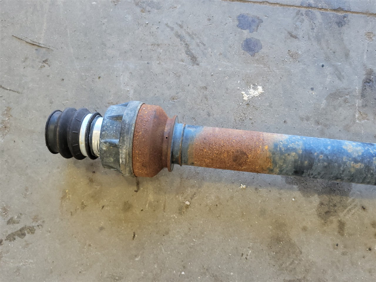 2023 SIERRA 4WD FRONT DRIVE SHAFT 86826757 35K 34328 - image 4