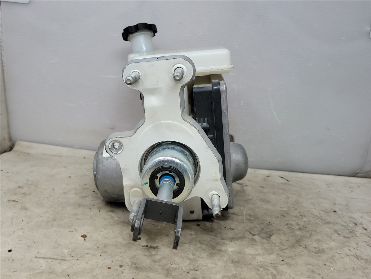 2023 SIERRA150 ABS BRAKE PUMP & MODULE 87815014 35K 34330 - image 2
