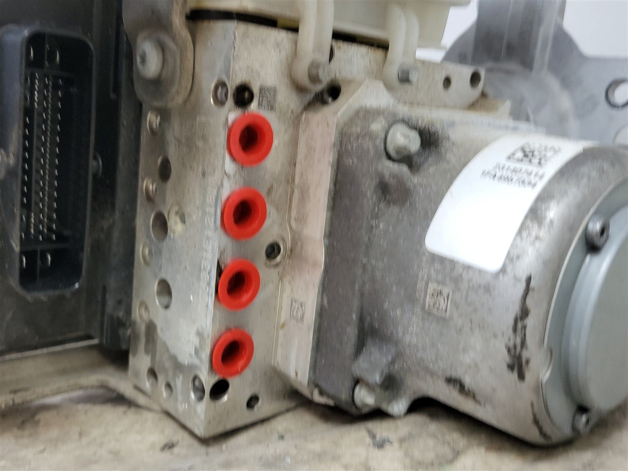 2023 SIERRA150 ABS BRAKE PUMP & MODULE 87815014 35K 34330 - image 7