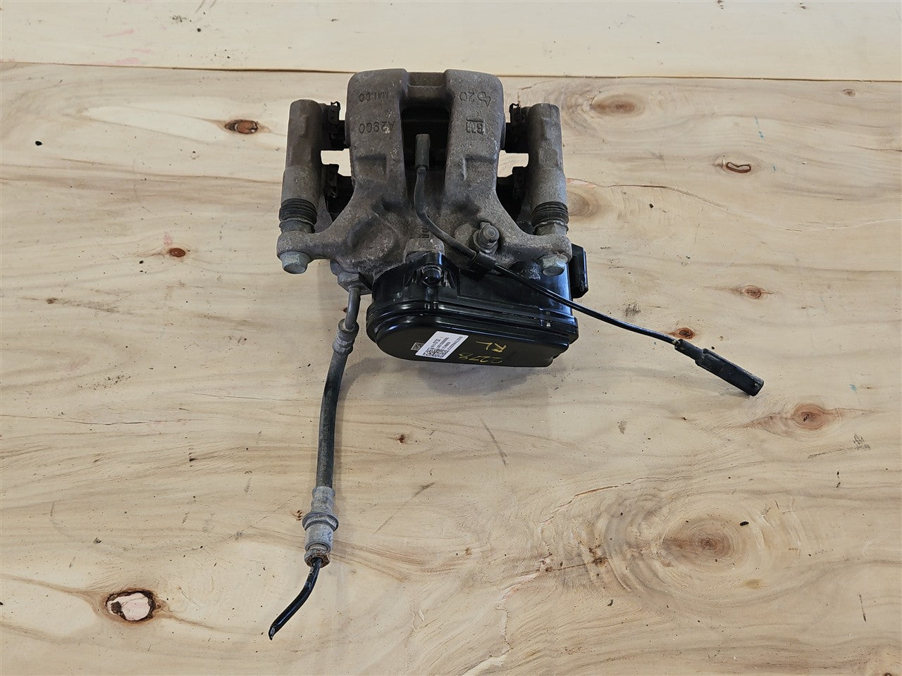 2023 SIERRA150 LH REAR BRAKE CALIPER W/ELEC PARK 34331 - image 1