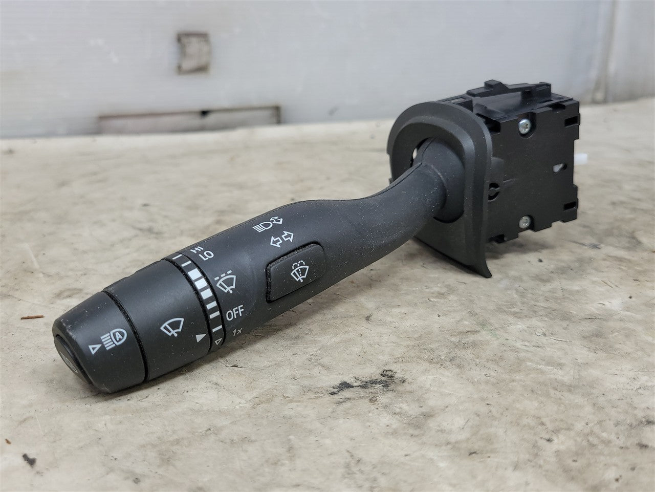 2023 SIERRA150 TURN SIGNAL & WIPER STALK SWITCH 34333 - image 3