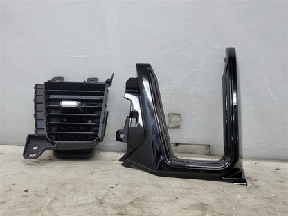 2023 SIERRA150 RH DASH VENT & TRIM 85583661 34338 - image 2