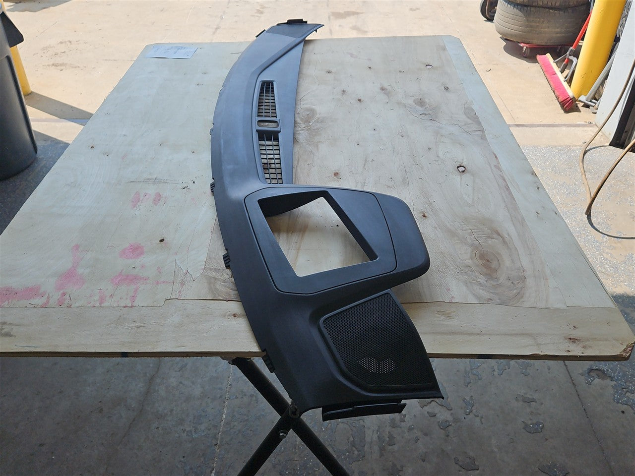 2023 SIERRA150 COWL DEFROST TRIM PANEL W/HUD CUTOUT 34340 - image 8