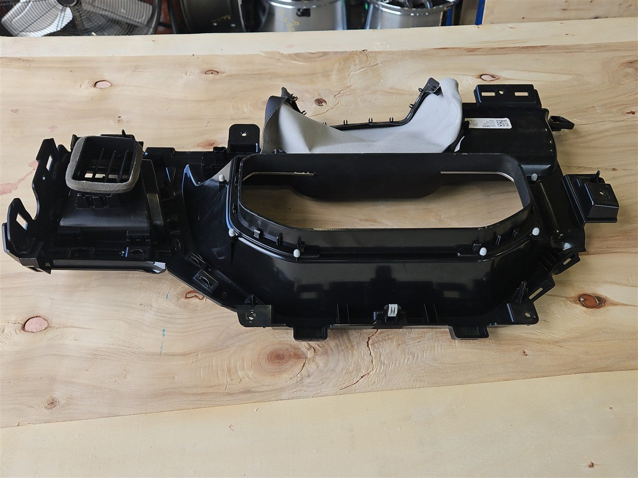 2023 SIERRA150 CLUSTER DASH BEZEL TRIM 86823693 34341 - image 8