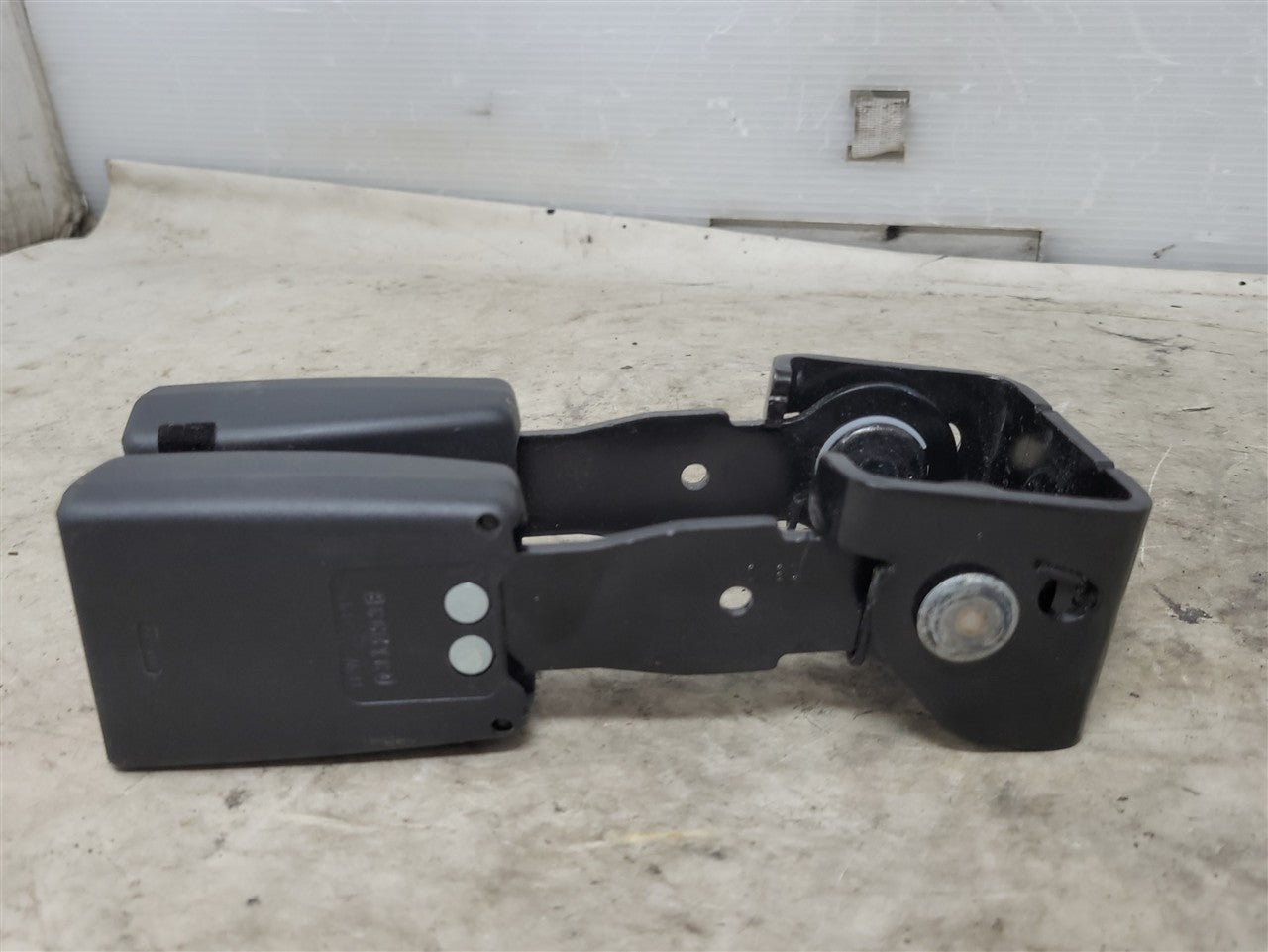2023 SIERRA150 REAR SEAT BELT DOUBLE BUCKLE BLACK 34346 - image 5