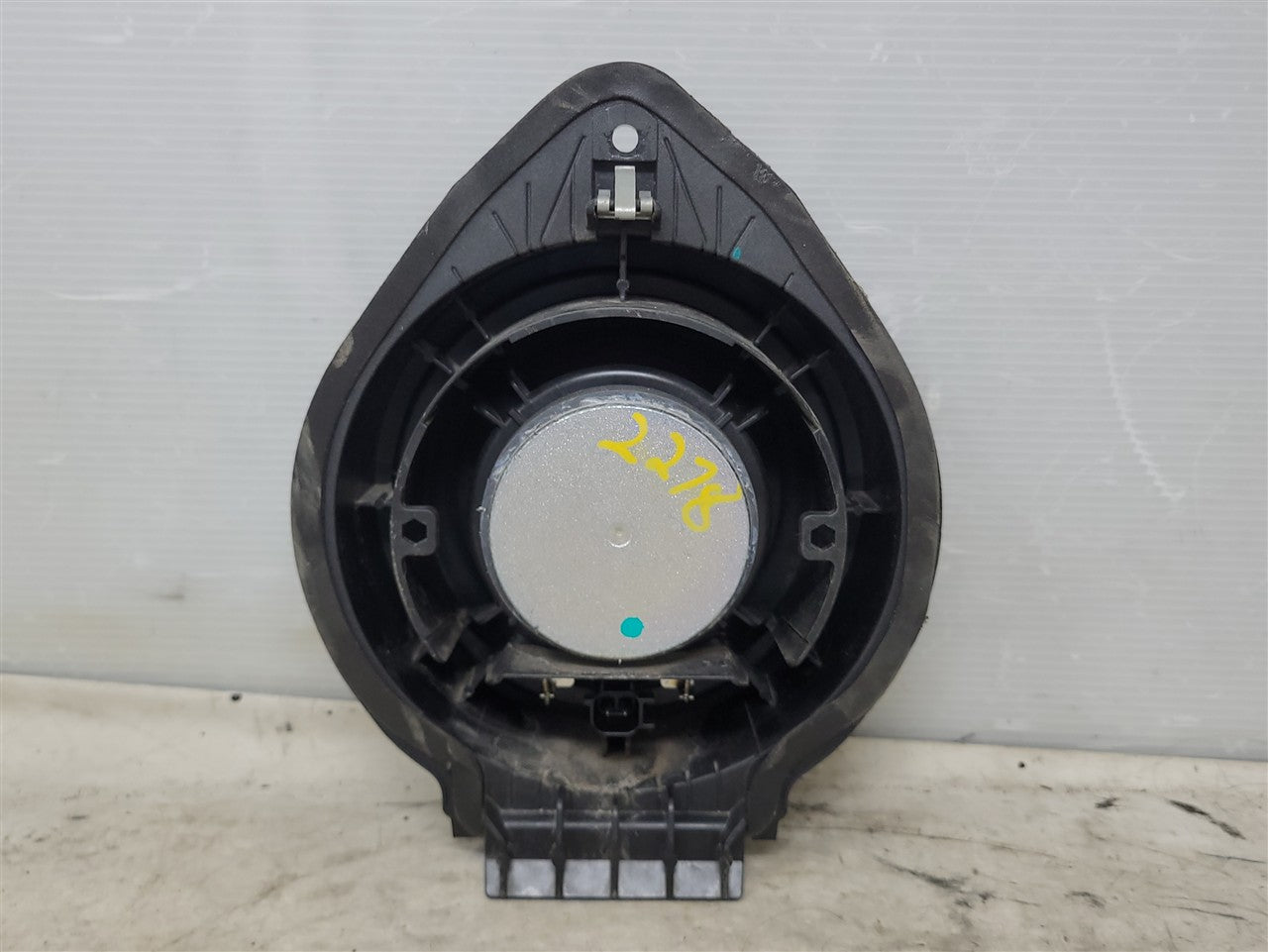 2023 SIERRA150 REAR DOOR BOSE SPEAKER 86779189 34356 - image 6