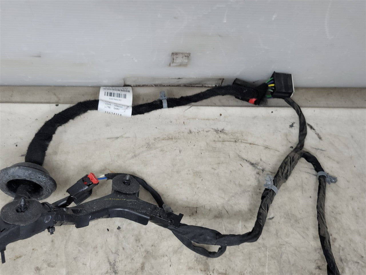 2023 SIERRA150 RH REAR DOOR WIRE HARNESS 86790152 34359 - image 6