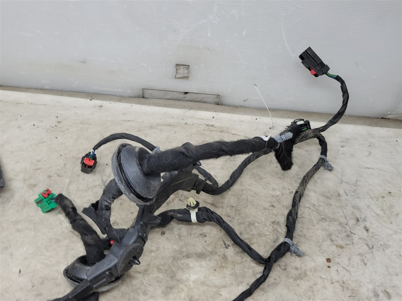 2023 SIERRA150 RH REAR DOOR WIRE HARNESS 86790152 34359 - image 10