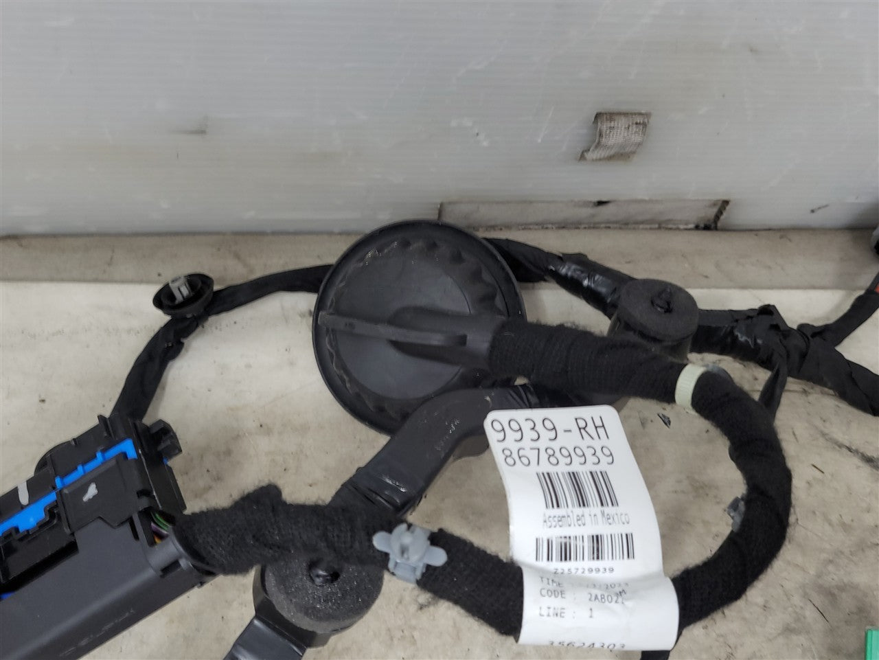 2023 SIERRA150 RH FRONT DOOR WIRING 86789939 34360 - image 5