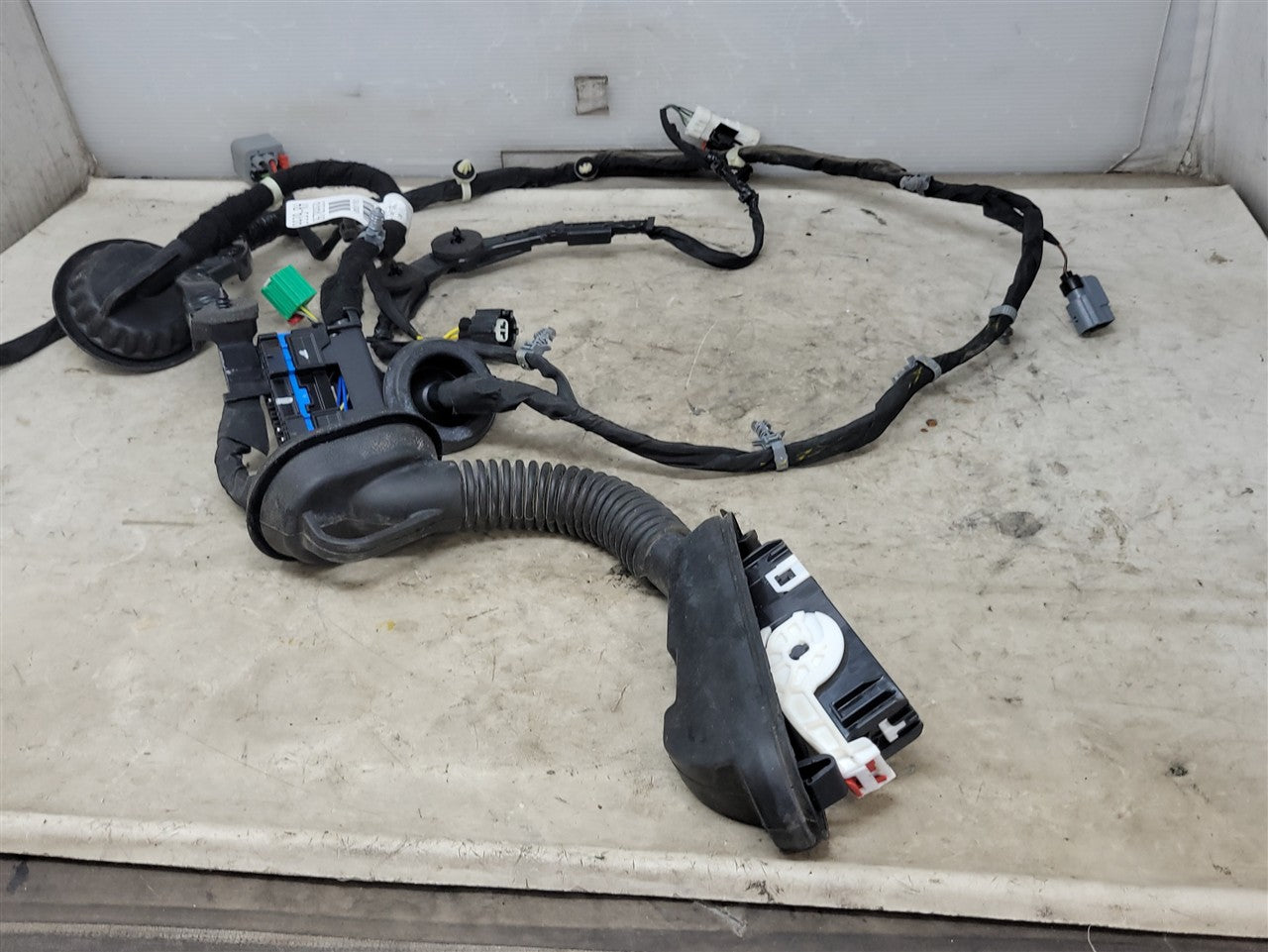 2023 SIERRA150 RH FRONT DOOR WIRING 86789939 34360 - image 8