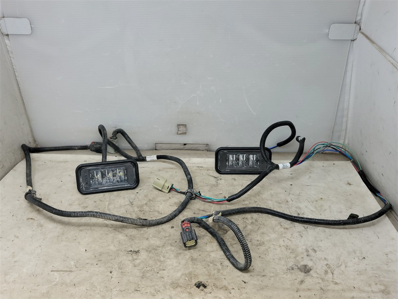 2023 SIERRA150 REAR CARGO LED LAMPS & WIRING PAIR 34362 - image 1
