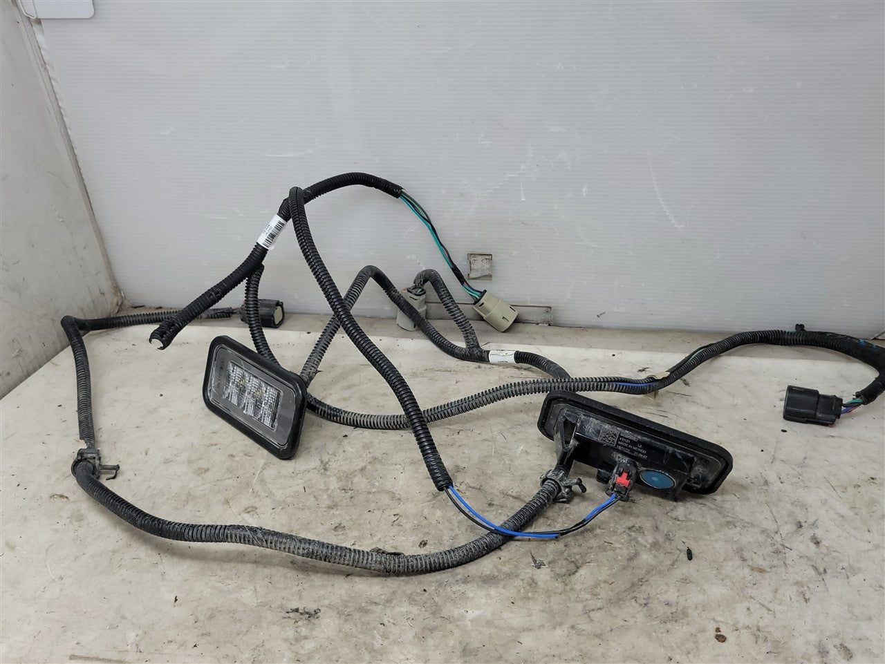 2023 SIERRA150 REAR CARGO LED LAMPS & WIRING PAIR 34362 - image 8