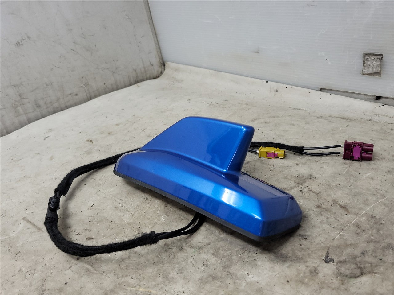 2023 SIERRA150 SHARK FIN ANTENNA BLUE 85153578 34366 - image 4