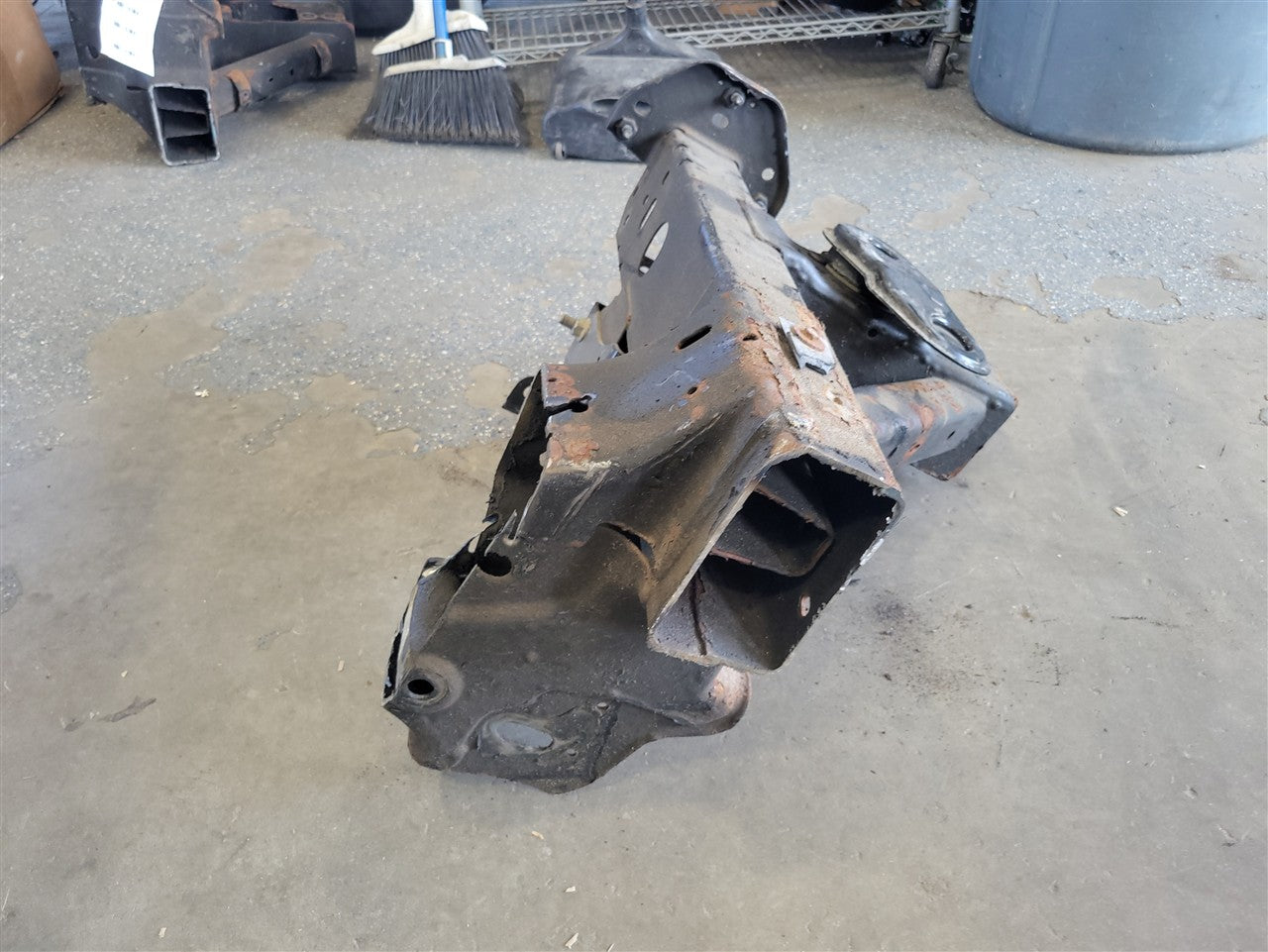 2023 SIERRA FRONT RH FRAME HORN CUT ONLY 34372 - image 8