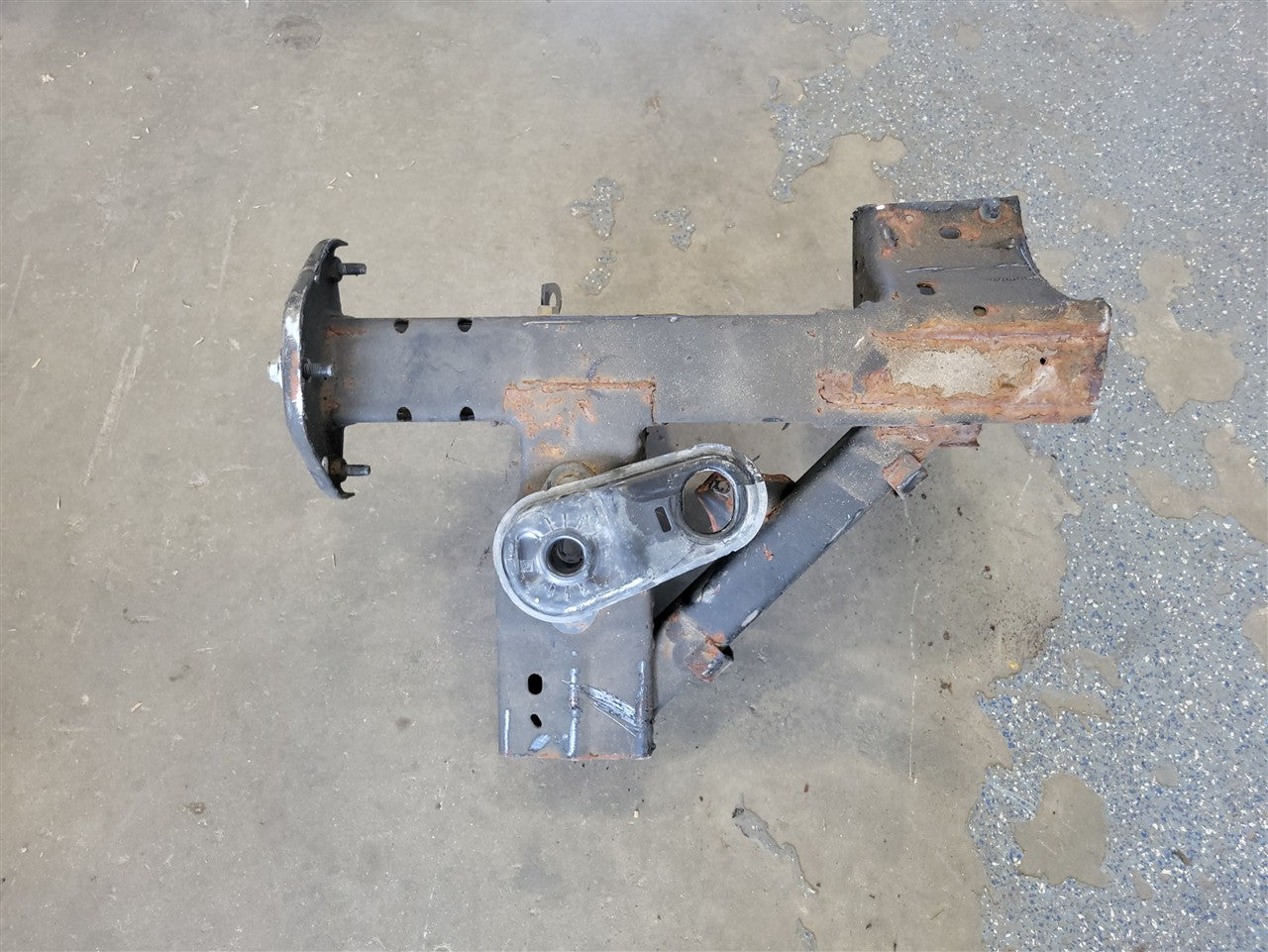 2023 SIERRA FRONT LH FRAME HORN CUT ONLY 34373 - image 1