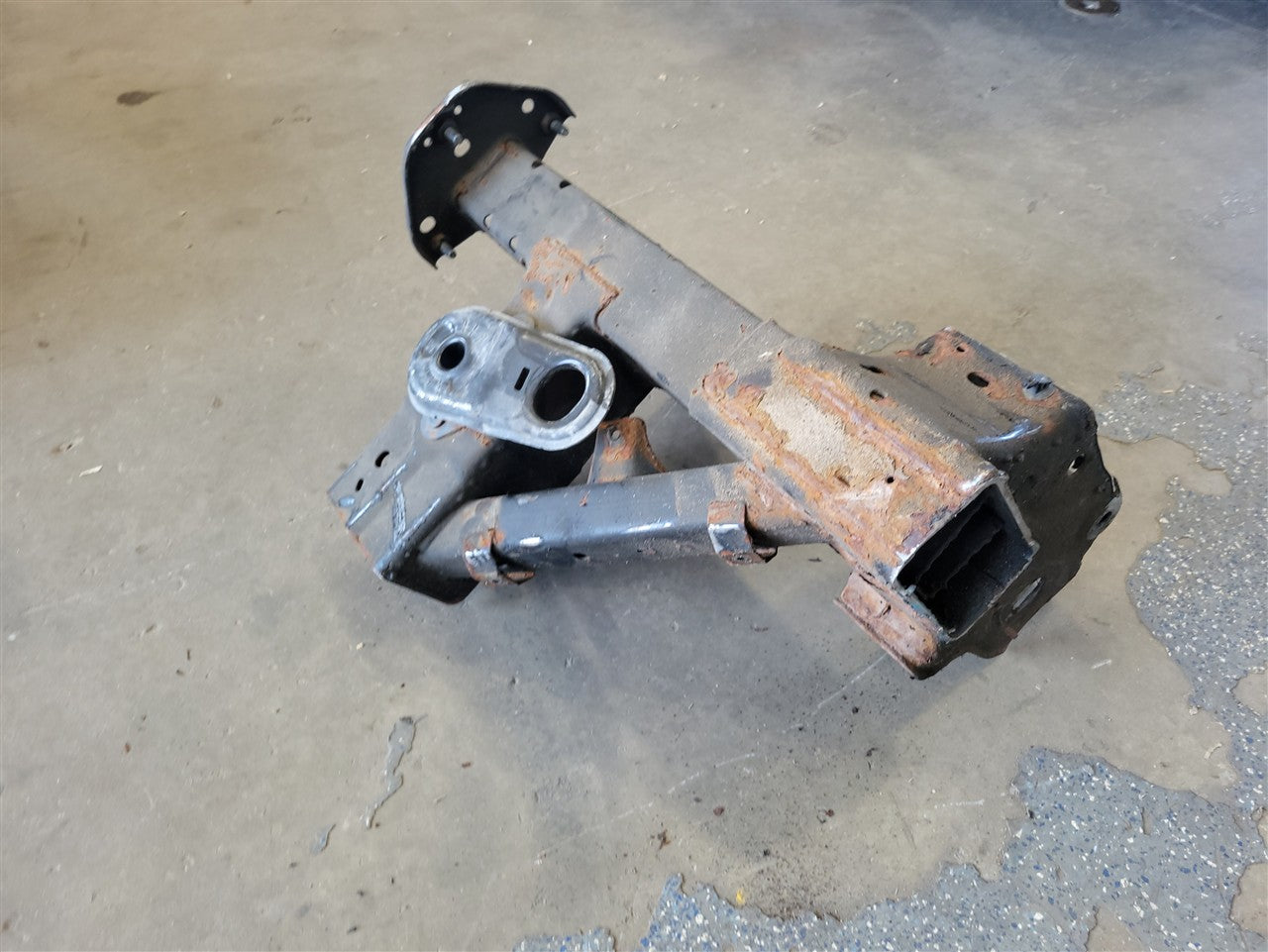 2023 SIERRA FRONT LH FRAME HORN CUT ONLY 34373 - image 3