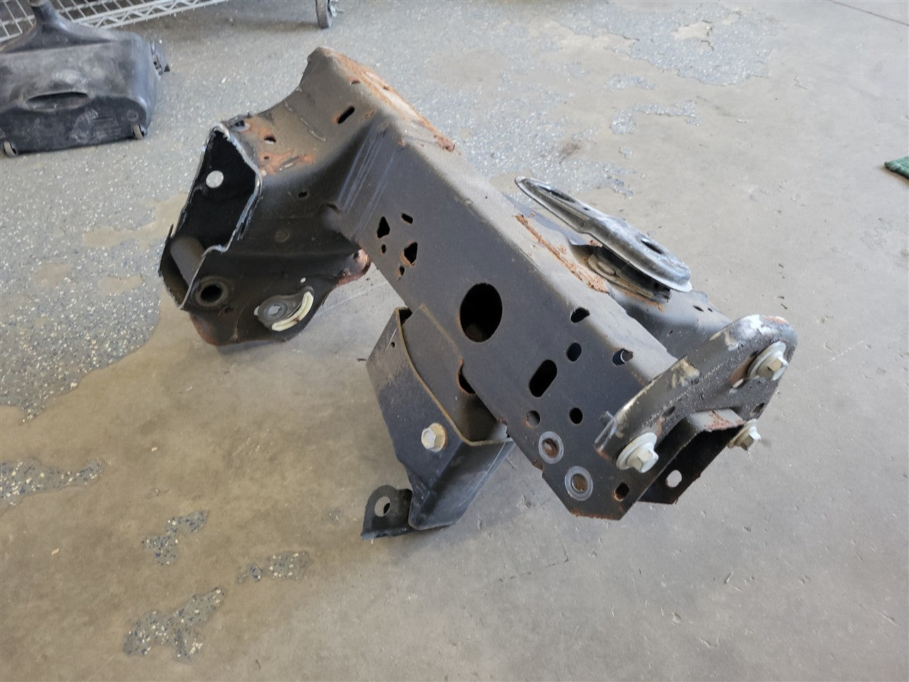 2023 SIERRA FRONT LH FRAME HORN CUT ONLY 34373 - image 7
