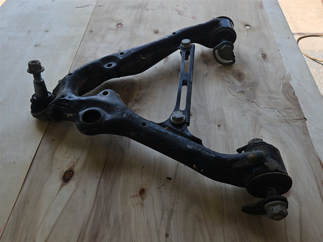2023 SIERRA150 OEM RH FRONT LOWER CONTROL ARM 35K 34374 - image 2