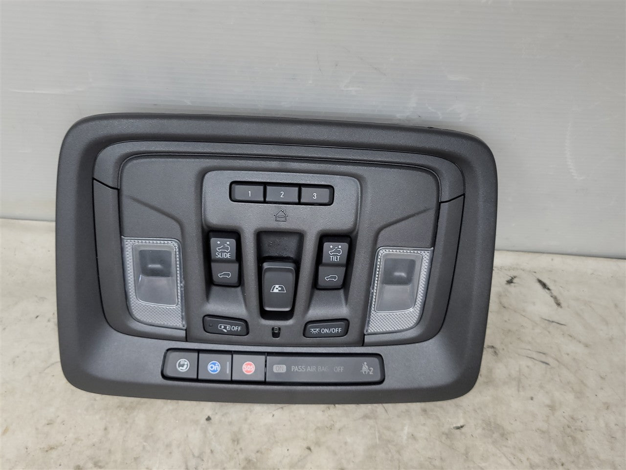 2023 SIERRA150 OVERHEAD CONSOLE BLACK W/HOMELINK 34376 - image 3