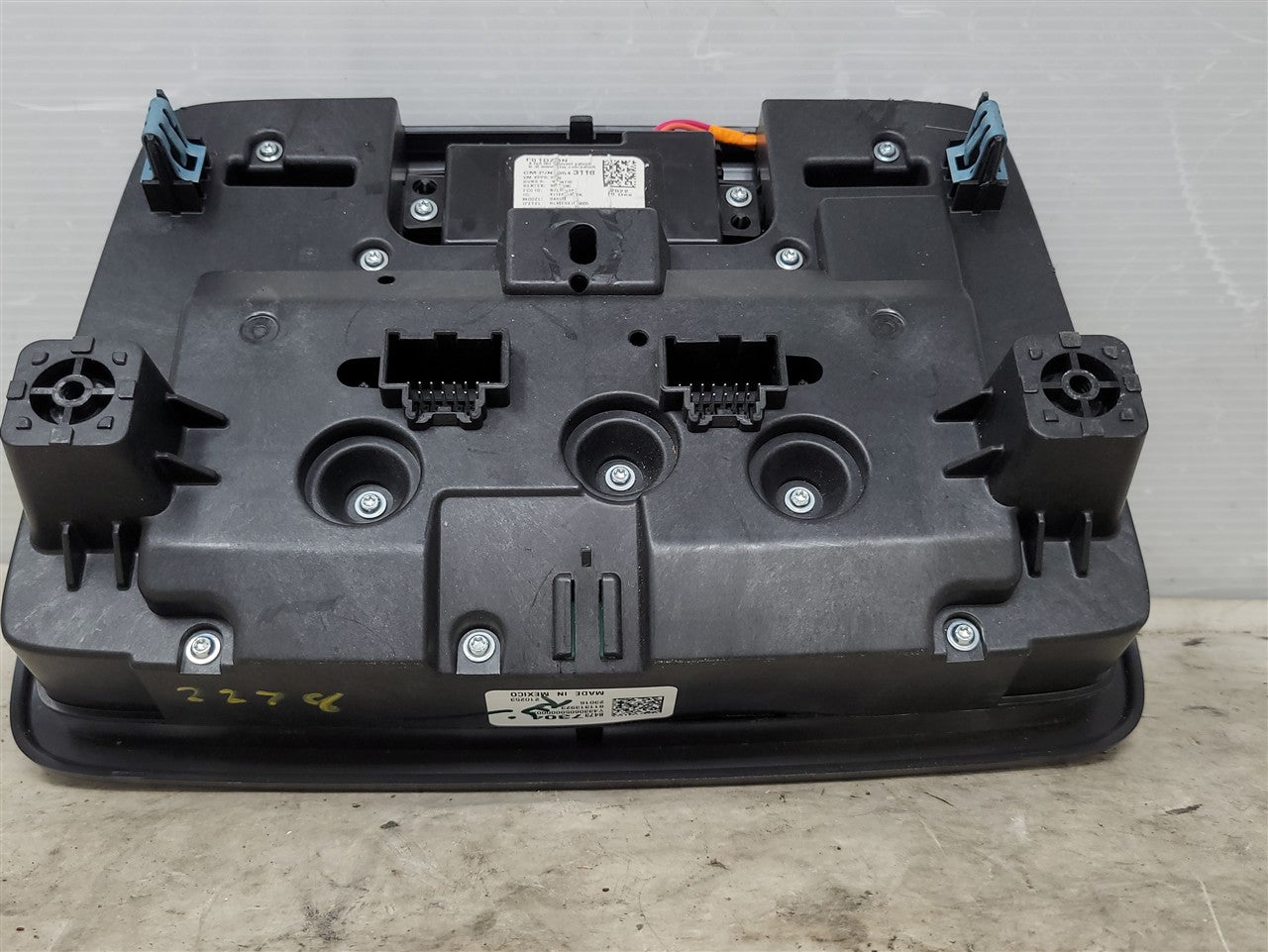 2023 SIERRA150 OVERHEAD CONSOLE BLACK W/HOMELINK 34376 - image 9